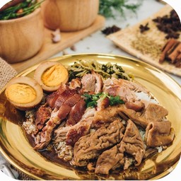 บ้านหมูกรอบ & ขาหมู ตลาดหัวมุม สุคนธสวัสดิ์