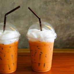 กินก่อน ค่อยผอม By สองอ้วน