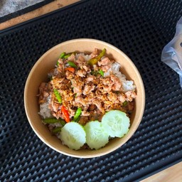 ข้าวหมูสับผัดพริกขี้หนู