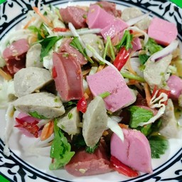 ยำลูกชิ้นรวม