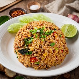 ละมุน กะเพราไข่ข้น&สามชั้นทอดคั่่วพริกเกลือ (หทัยราษฎร์-คลองสามวา)