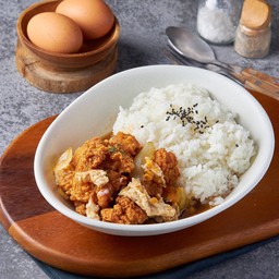 เบนโตะข้าวหน้าคัตสึด้งไก่ทอด ฟรี! เครื่องเคียงและซุปมิโสะ