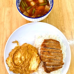 เซ็ตข้าวหมูเค็ม+ไข่เจียว+แกงส้ม