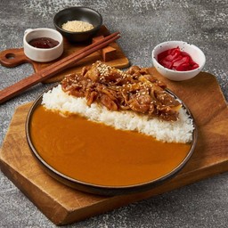 ข้าวแกงกะหรี่หมูสันคอผัดซอสยากินิขุโกชูจัง