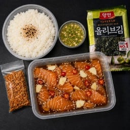 เซ็ตทะเลดองแสนอร่อยแซลมอนดอง+ข้าว+สาหร่าย+หอมเจียว+น้ำจิ้มซีฟู้ด