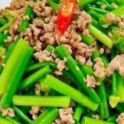 หมูสับผัดดอกหอม