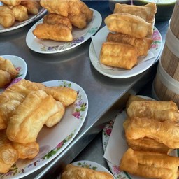 ปาท่องโก๋