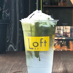 Matcha Coconut (มะพร้าวน้ำหอมพรีเมี่ยม)