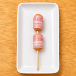 เบคอนกอดไส้กรอก