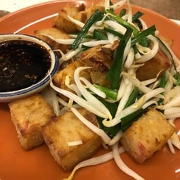 ก๋วยเตี๋ยวทองใหญ่