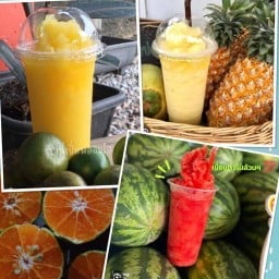 ร้านแอนกาแฟสด 🍉🍊🍍(ผลไม้สดปั่น)ศูนย์อาหารโต้รุ่ง หลังตลาดสดเทศบาล2