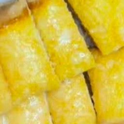 ขนมปังอบเนยนม 1 กล่อง