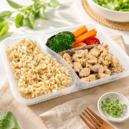 ข้าวไก่กระเทียมพริกไทย
