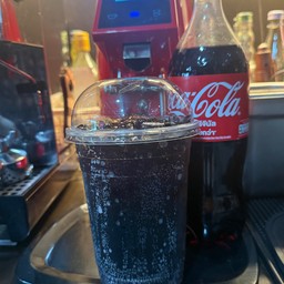 Coke โอ่ง ( 30 oz )