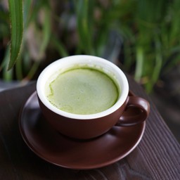 เพียวมัทฉะ Uji (ร้อน)