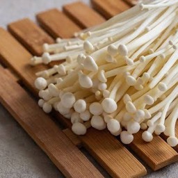 เห็ดเข็มทอง