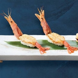 ข้าวปั้นหน้ากุ้งหวานโบตัน