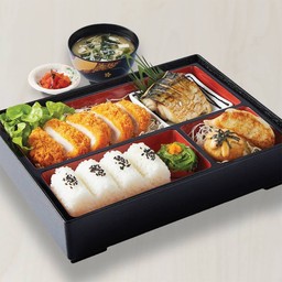 ชุดเบนโตะหมูชุบเกล็ดขนมปังทอด