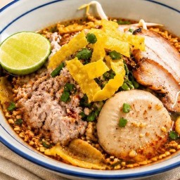 ก๋วยเตี๋ยวไทยbyชามไทย