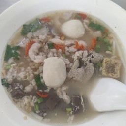 ขั้นเทพ ก๋วยเตี๋ยวต้มยำโบราณ
