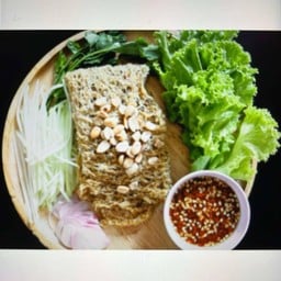 ซารีน่า  ยำปลาดุกฟู