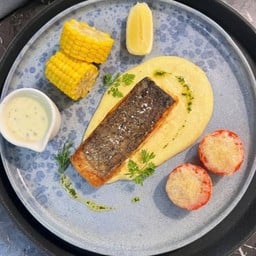 Salmon Steak with Garlic Dill Sauce  แซลม่อนสเต็ก