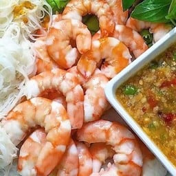 ข้าวขาหมู เมี่ยงกุ้ง ผลไม้สดแช่เย็น เลิฟเลิฟ. พหล34 พหล34