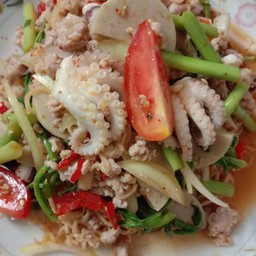 ก๋วยเตี๋ยวไก่  อาหารตามสั่ง ยำยำ