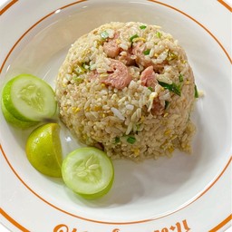 ข้าวผัดแหนม