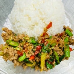 กะเพราเนื้อสับ