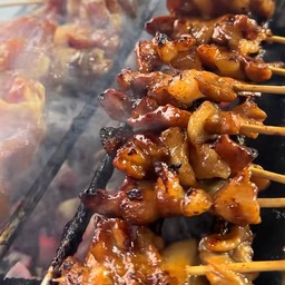 หมูปิ้งยายหนุ่ย(หน้ารร.เมือง)