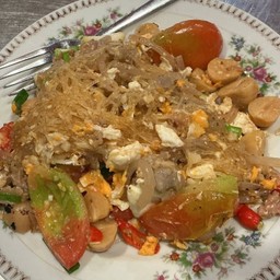 แหนมผัดวุ้นเส้นกระเทียมโทน