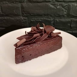 Flouless Chocolate Tart