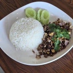 หมูสับผัดกระเทียม