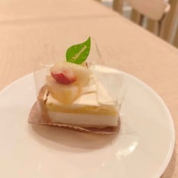 Yamanashi White Peach Rare Cheese Tart