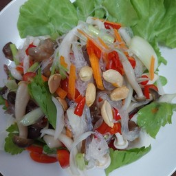 ยำวุ้นเส้นมังสวิรัติ