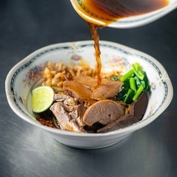 ก๋วยเตี๋ยวเป็ดพะโล้