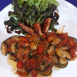 Mussel in tomato