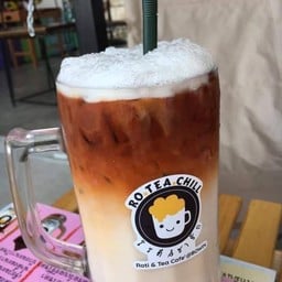 17. ชายกล้อ