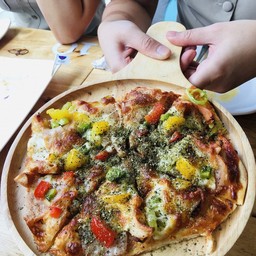 7.17 โรตีพิซซ่า(แฮม,ไส้กรอก,ชีส)