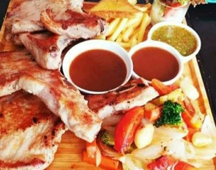 สุดคุ้มสั่งยกถาดชุดหมู350