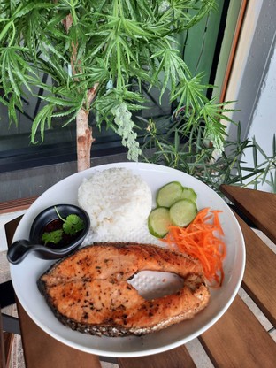 ข้าว + ปลากัญชา  =  110 