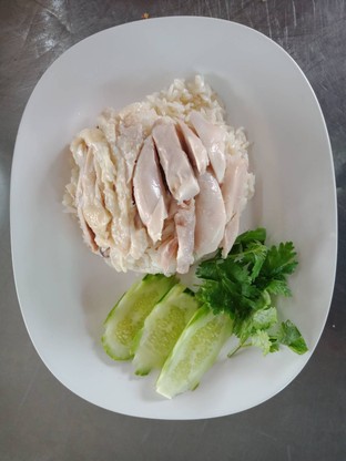 ข้าวมันไก่ต้ม 35฿ ช่วงล๊อคดาวน์ 14วัน