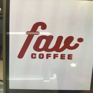 โปรโมชั่น x mas ลด 15 บาท เมื่อสั่งเมนู Hot Latte, Lychee rose tea, Lychees rose soda, Milk, Espresso shot, Tawan milk tea, Ame D, Iced Latte, Peach plum tea, Berry lemonade soda, Hot mocha, Berry lemonade tea, Matcha greentea, Es yen, Hot americano, Iced Cappuccino, Cocoa, Iced mocha, Thai tea moooo, Hot cappuccino, Peach plum soda