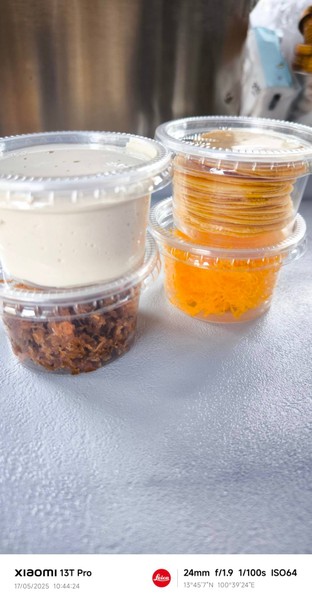 ขนมเบื้องทำเองชุดละ 100 บาท