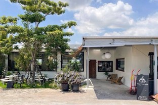 โปรโมชั่น 500 point discount 10% ลด 10 % เมื่อสั่งเมนูในหมวด PORK, chick & fish, spaghetti, BEEF, Breakfast, Other, Appetizer, Drinks, Lamb, Porkchop , penne, Cake, Dessert, slow menu, cream sauce, Wholesale p., rice, Grill, Coffee, Salad, Bread,cookie, spicy, Steak, hamburg, smoke จำนวน 1 ที่