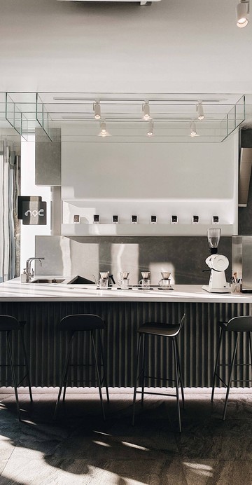 แบรนด์กาแฟจากเกาะฮ่องกงเปิดใหม่ภายในโครงการ POWWOWOW ในซอยสุขใจ ซึ่งเชื่อมระหว่างซอยสุขุมวิท 40  และ 42