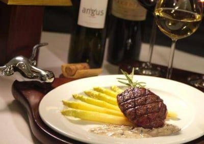 New York Steakhouse (นิวยอร์ค สเต็กเฮ้าส์) โรงแรมเจดับบลิว แมริออท กรุงเทพฯ New York Steakhouse (นิวยอร์ค สเต็กเฮ้าส์) โรงแรมเจดับบลิว แมริออท กรุงเทพฯ