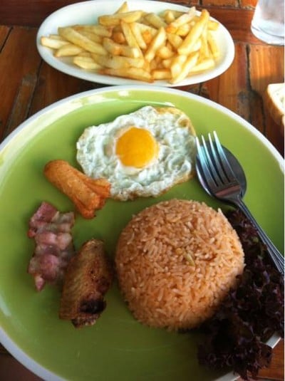 Eating Out Restaurant (อีทติ้งเอาท์ เรสเทอร์รองท์) Eating Out Restaurant (อีทติ้งเอาท์ เรสเทอร์รองท์)