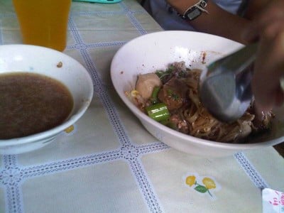 ก๋วยเตี๋ยวรู มศว. ประสานมิตร